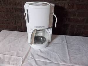 lot 75 image: Coffee Maker