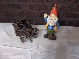 lot 82 image: Home Decor