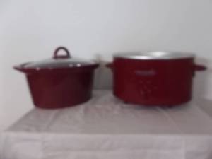 lot 99 image: Crock Pot