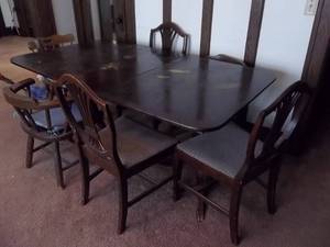 lot 107 image: Dining Room Table, 6-Chair, 1-Leaf, 40x72