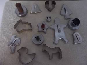 lot 114 image: Cookie Cutters