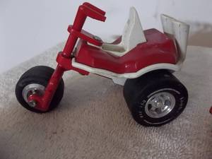 lot 116 image: Tonka 3 Wheeler & Other Toy Cars