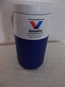 lot 112 image: Coleman Water Cooler 11 Tall