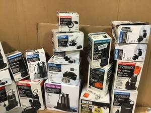 lot 30 image: PALLET OF ASSORTED EVERBILT PUMPS DIFFERENT SIZES AND CONDITIONS SEE PICS