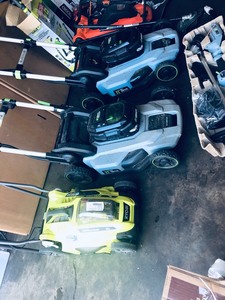 lot 47 image: Pallet whit outdoor tools original costumer returns no tested