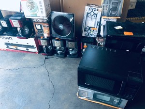 lot 49 image: Lot of household unit original costumer returns varios condition