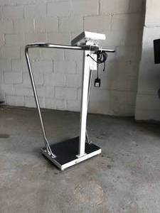 lot 4 image: MSRP $1500 Medical Clinic Cardinal Detecto 758C 400 lb. Capacity Scale Digital Display With Handrails - Great For Patients Who Are A Little Unsteady On Their Feet