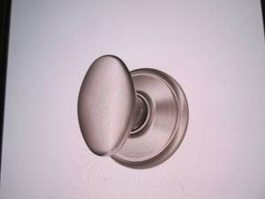 lot 39 image: Schlage Siena Passage HallCloset D...