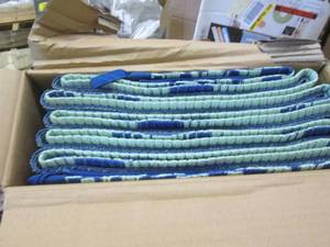 lot 83 image: 9 ft. x 12 ft. Reversible Mat - Cla...