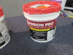 lot 86 image: Custom Building Products Fusion Pro...