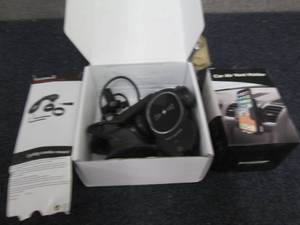 lot 132 image: Wireless Car Charger, Car Vent Hold...