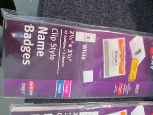 lot 181 image: 7 pks Avery Top-Loading Garment-Fri...