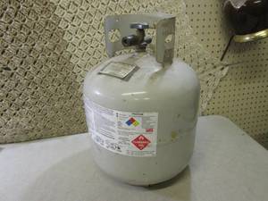 lot 15 image: Full Propane Tank  FBR...