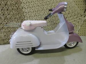 lot 37 image: Og Girl Scooter 21 Long  RM4...