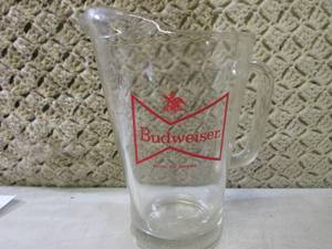 lot 38 image: Glass Budweiser Pitcher  EC1...