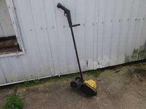 lot 49 image: Paramount Fully Adjustable Electric...