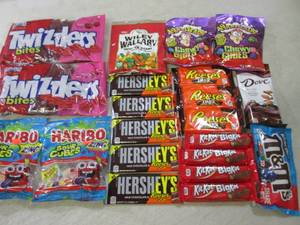 lot 103 image: Assorted Candy  B-2...