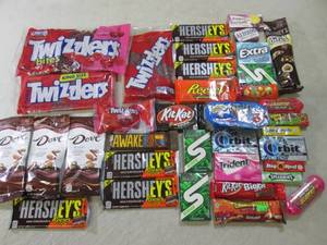 lot 105 image: Assorted Candy  B-2...