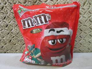 lot 149 image: Large 2 pound 6 ounce Bag of M&Ms ...
