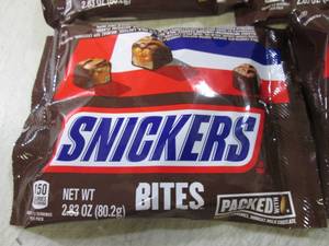 lot 159 image: 6 Bags of Snickers Bites Best by Se...