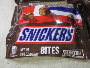 lot 160 image: 6 Bags of Snickers Bites Best by Se...