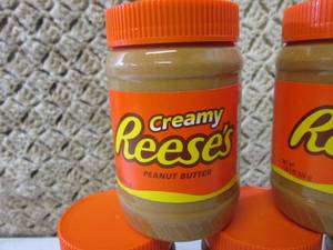 lot 164 image: 5 Jars of Creamy Reeses Peanut Butt...