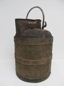 lot 79 image: Antique Steel Motor Oil Can