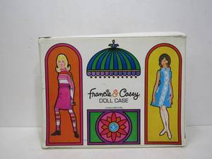 lot 53 image: Vintage Doll Case wBarbie & Other Dolls - Many Vintage Barbie Outfits