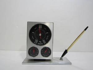 lot 134 image: Mid Century TAYLOR Barometer Pen Holder Desk Set