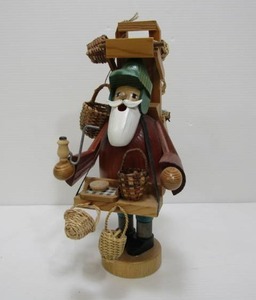 lot 26 image: Excellent Old World Christmas German Smoker Doll