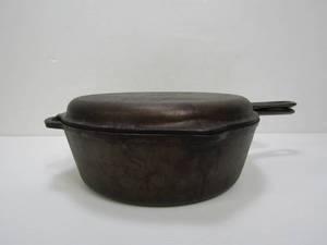 lot 314 image: Old Vintage LODGE 4-In-1 Cast Iron Chicken Fryer