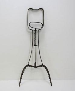 lot 312 image: Old Vintage MARBLES Fish Grabber