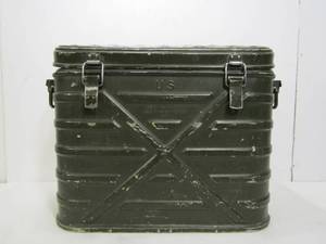 lot 246 image: Vintage 1960s Vietnam War Era U.S. Military Lined Metal HotCold Store Cooler