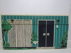 lot 258 image: Vintage 1960s BARBIE Dream House