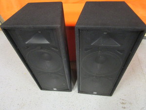(2) JBL Professional JRX225 Speakers 43x18x17