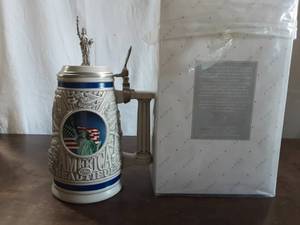 Avon America the Beautiful Stein (Collectible)
