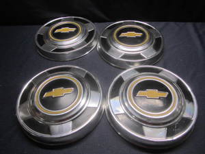 Chev Hubcaps