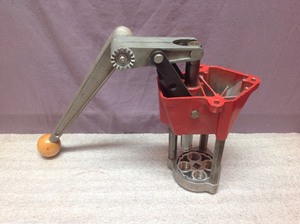 lot 10 image: Lee 4 Hole Turret Press