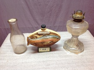 lot 89 image: Vintage Items