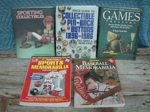 lot 39 image: Baseball, Sporting, Games, Buttons Collector Reference Books