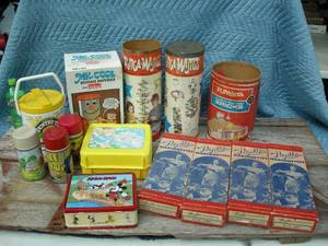 lot 59 image: Vintage Toys, Lunchbox, Hazelles Marionettes