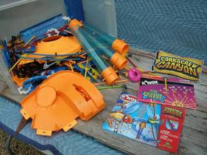 lot 60 image: KNex Corkscrew Canyon Playset