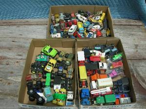 lot 73 image: Group Vintage Hot Wheels, Matchbox, Cereal Cars