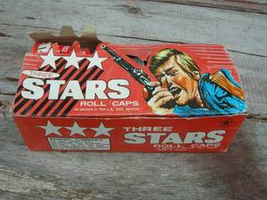 lot 78 image: Vintage Three Stars  Roll Caps