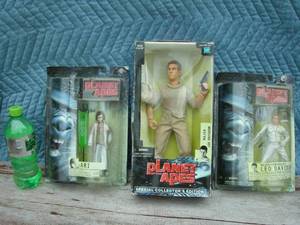 lot 79 image: Planet of the Apes Action Figures