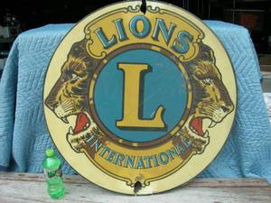 lot 85 image: Vintage Lions International Sign