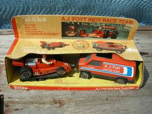 lot 95 image: Vintage Tonka A.J.Foyt indy Race Team