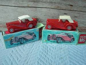 lot 11 image: 2 Vintage Avon 1936 MG Bottles