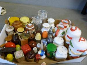 Salt & Pepper Shakers
