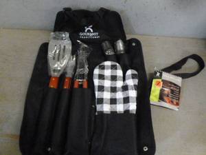 New BBQ Set